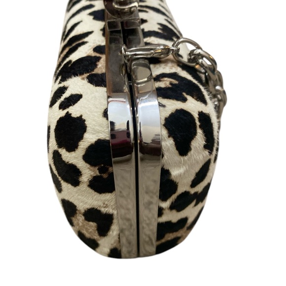 Leopard calf hair hard case clutch - Picture 3 of 5